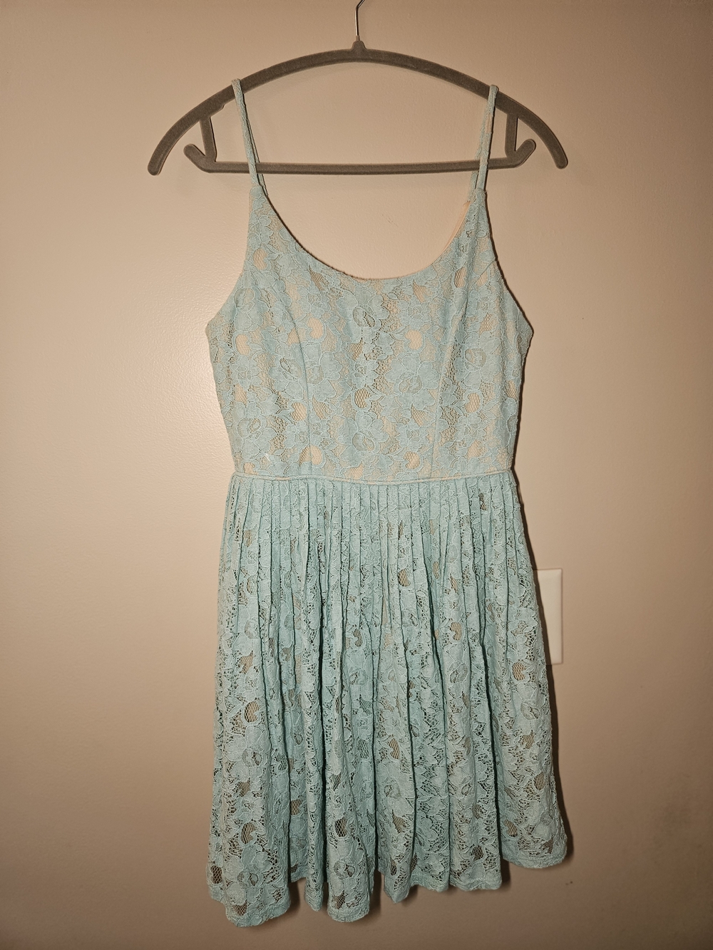 Jodi Kristopher Sz. 3 Aqua Lace Spaghetti Strap Mini Dress Lace